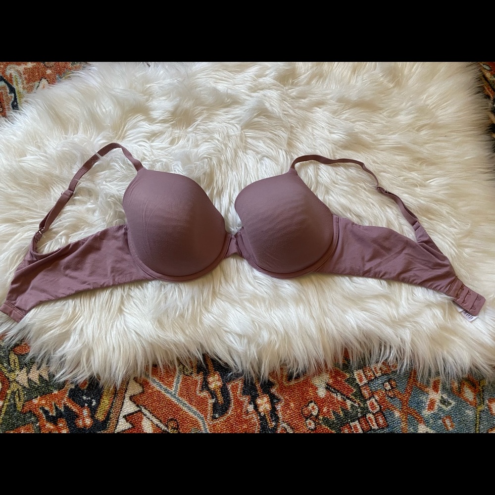Two 36D Bras - Picture 4 of 13